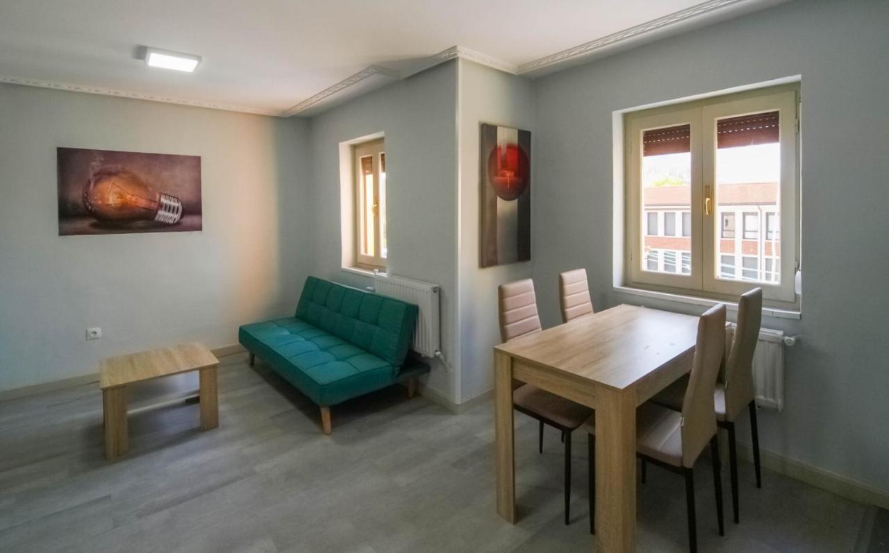 La Casita De La Neka Appartement Villarcayo Buitenkant foto